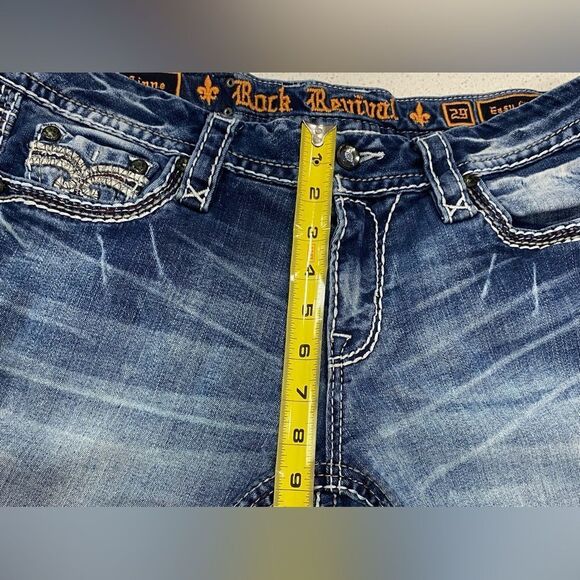 Rock Revival Linne Easy Crop Jeans 29x24 Distressed Stretch Denim EUC - Picture 5 of 14
